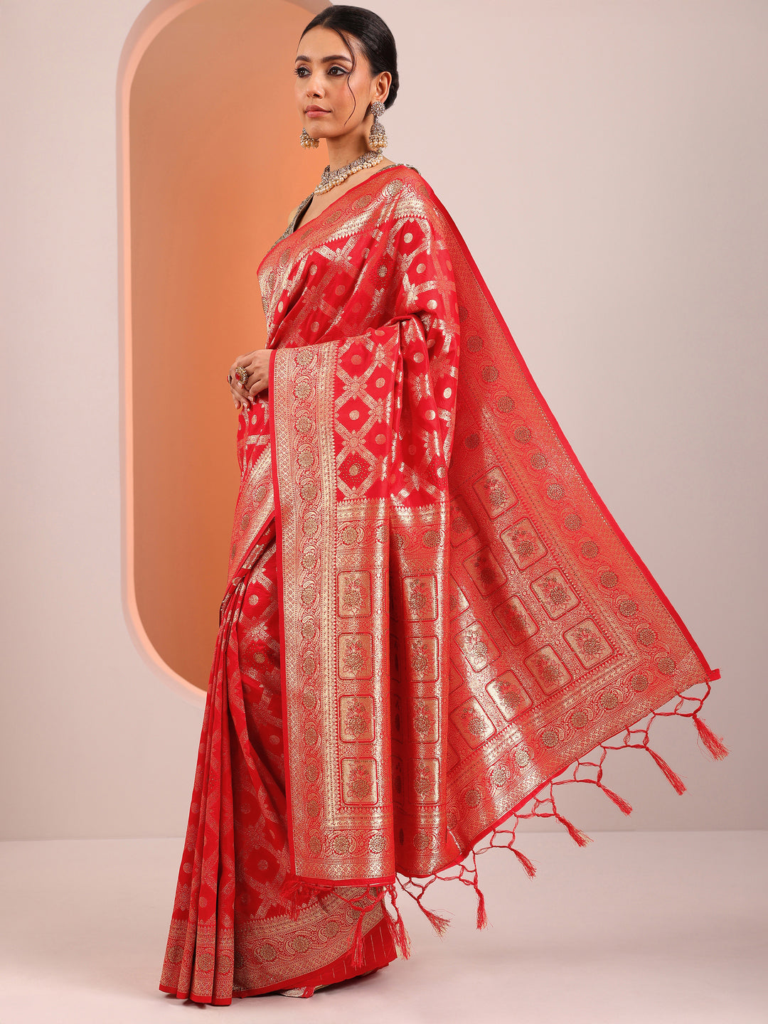  Red Woven Design Silk Blend Saree With Unstitched Blouse Piece 