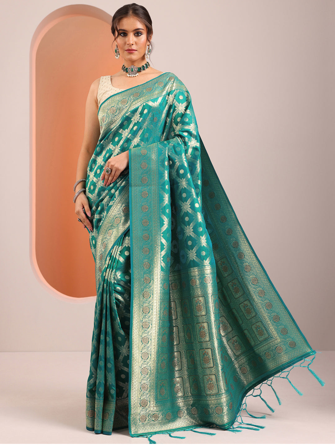  Green Woven Design Silk Blend Saree With Unstitched Blouse Piece 