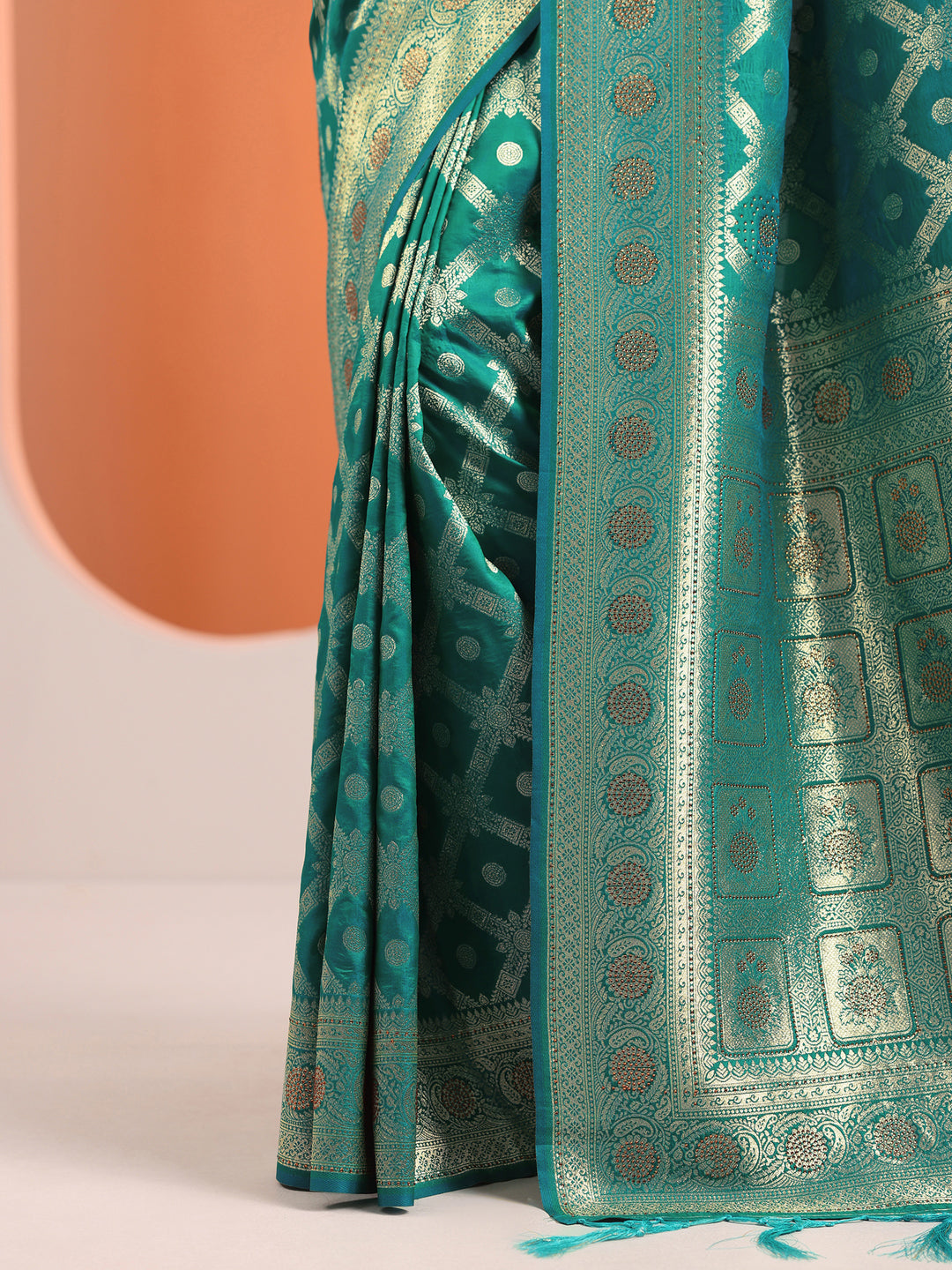  Green Woven Design Silk Blend Saree With Unstitched Blouse Piece 