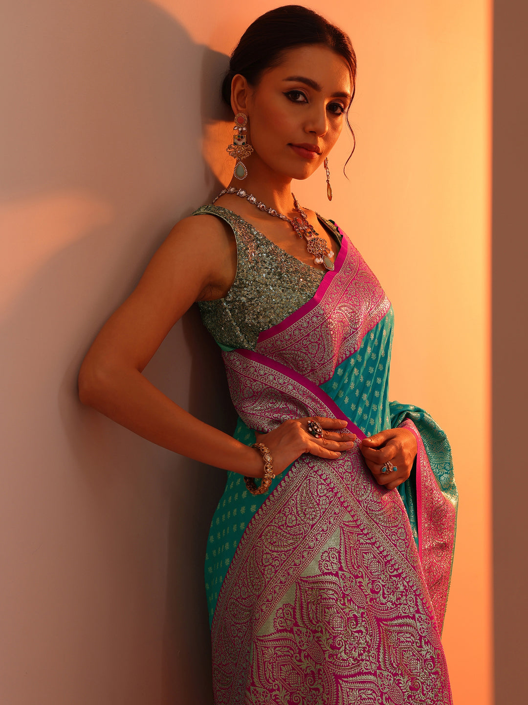  Blue  Silk Blend Saree With Unstitched Blouse Piece 