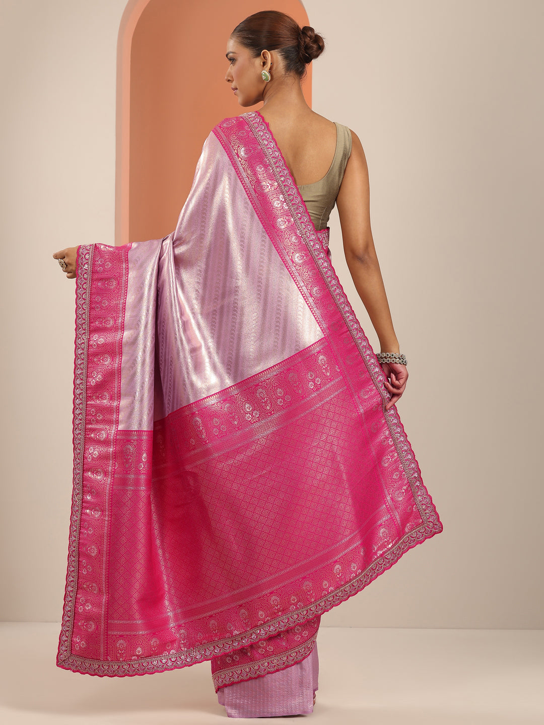  Lavender  Silk Blend Saree With Unstitched Blouse Piece 