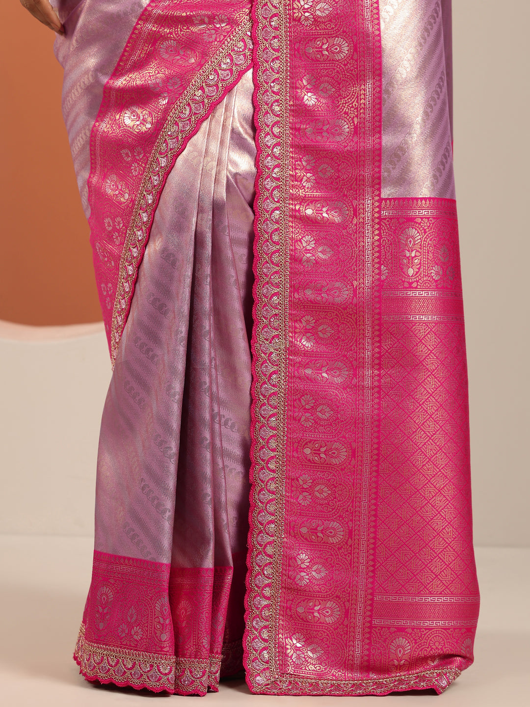  Lavender  Silk Blend Saree With Unstitched Blouse Piece 