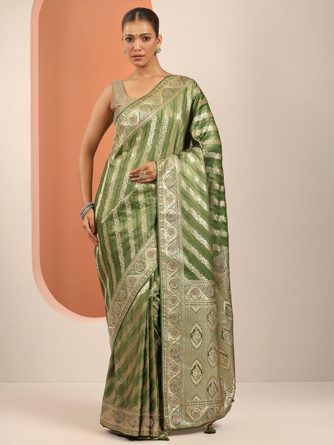  Olive Woven Design Silk Blend Saree With Unstitched Blouse Piece 