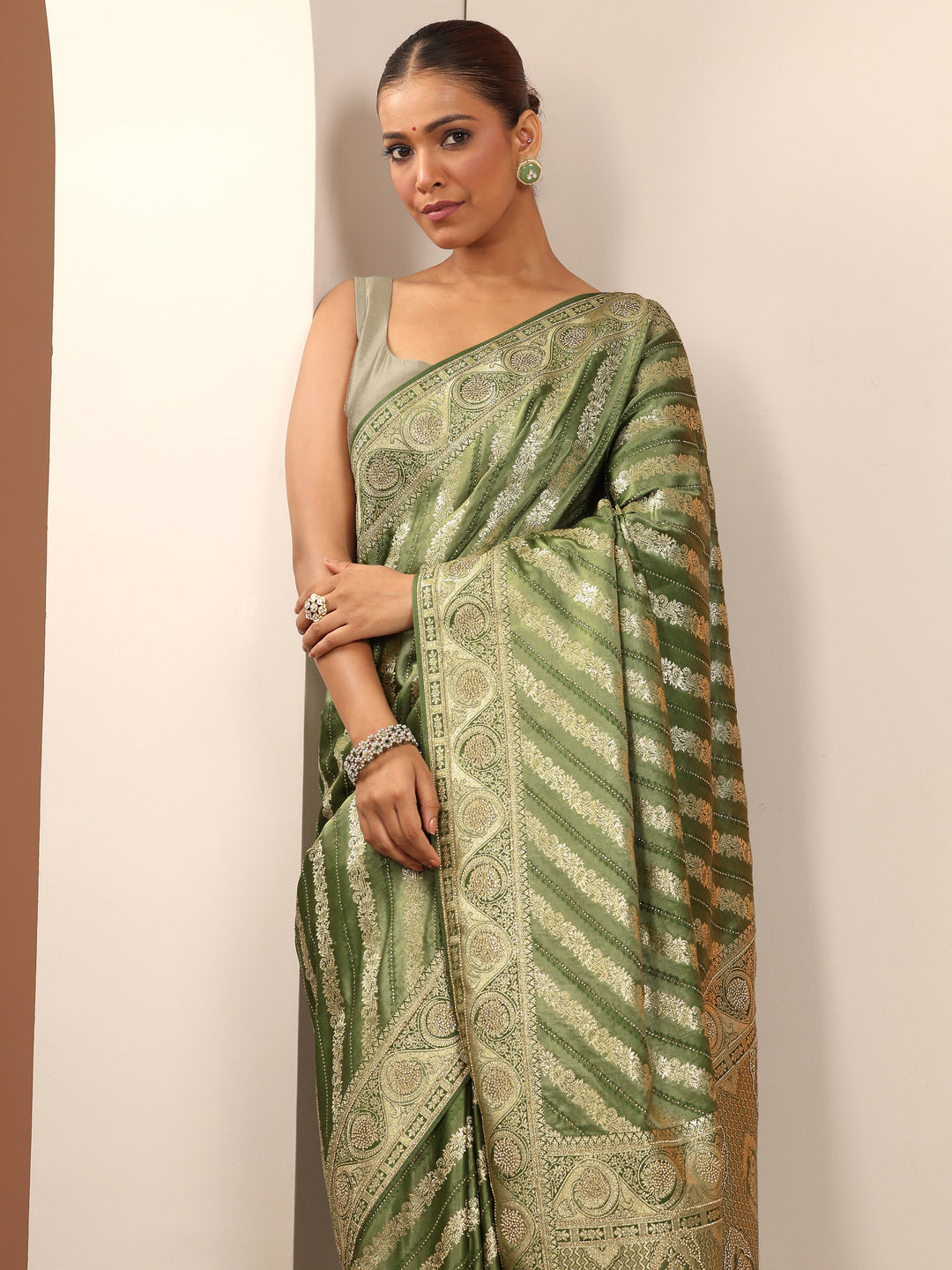 Olive Woven Design Silk Blend Saree With Unstitched Blouse Piece