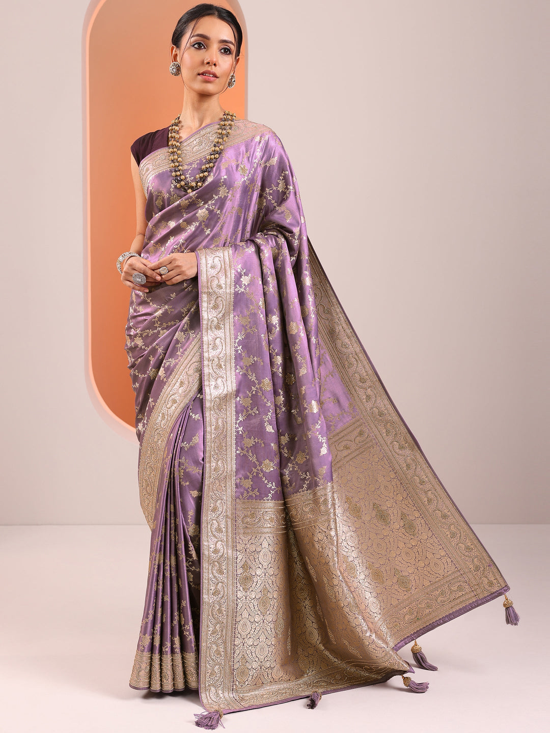  Lavender Woven Design Banarasi Silk Blend Saree With Unstitched Blouse Piece 