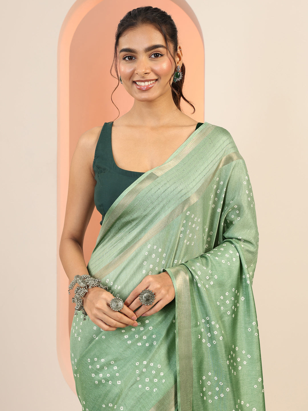  Green Printed Silk Blend Saree With Unstitched Blouse Piece 