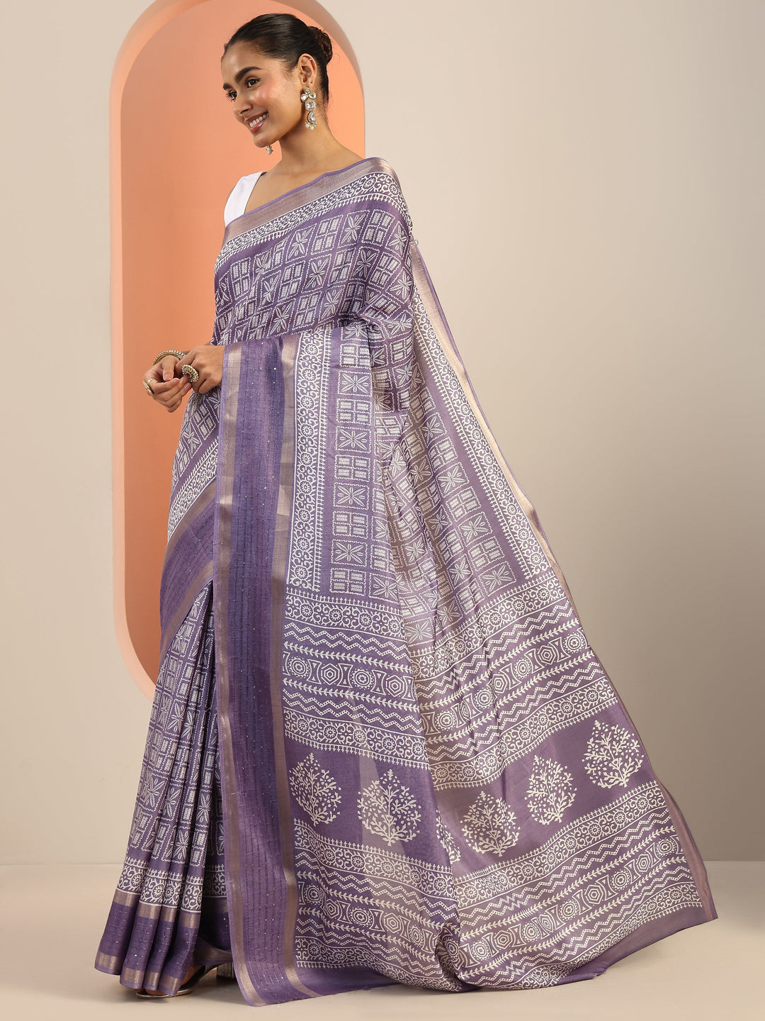  Lavender Printed Silk Blend Saree With Unstitched Blouse Piece 