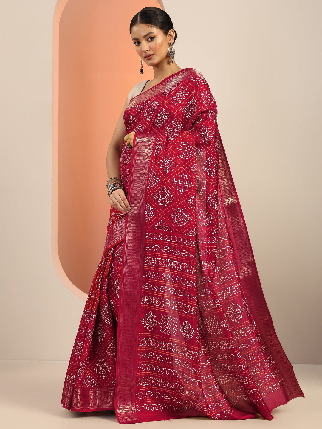 Red Printed Silk Blend Saree With Unstitched Blouse Piece 