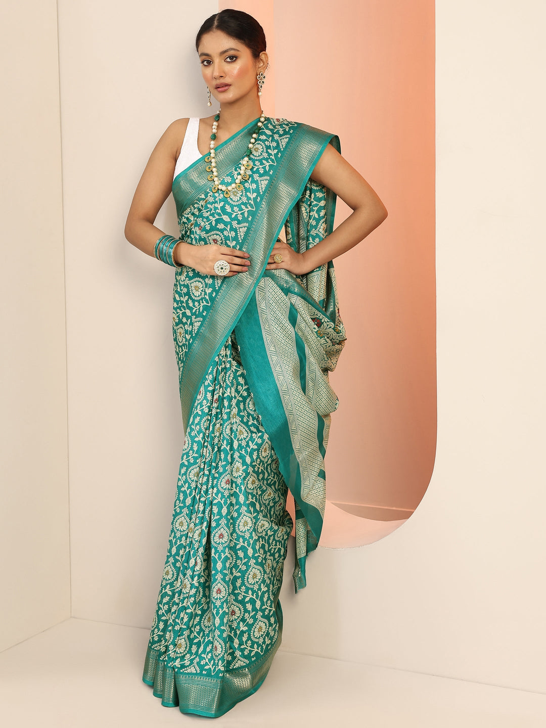  Teal Printed Silk Blend Saree With Unstitched Blouse Piece 