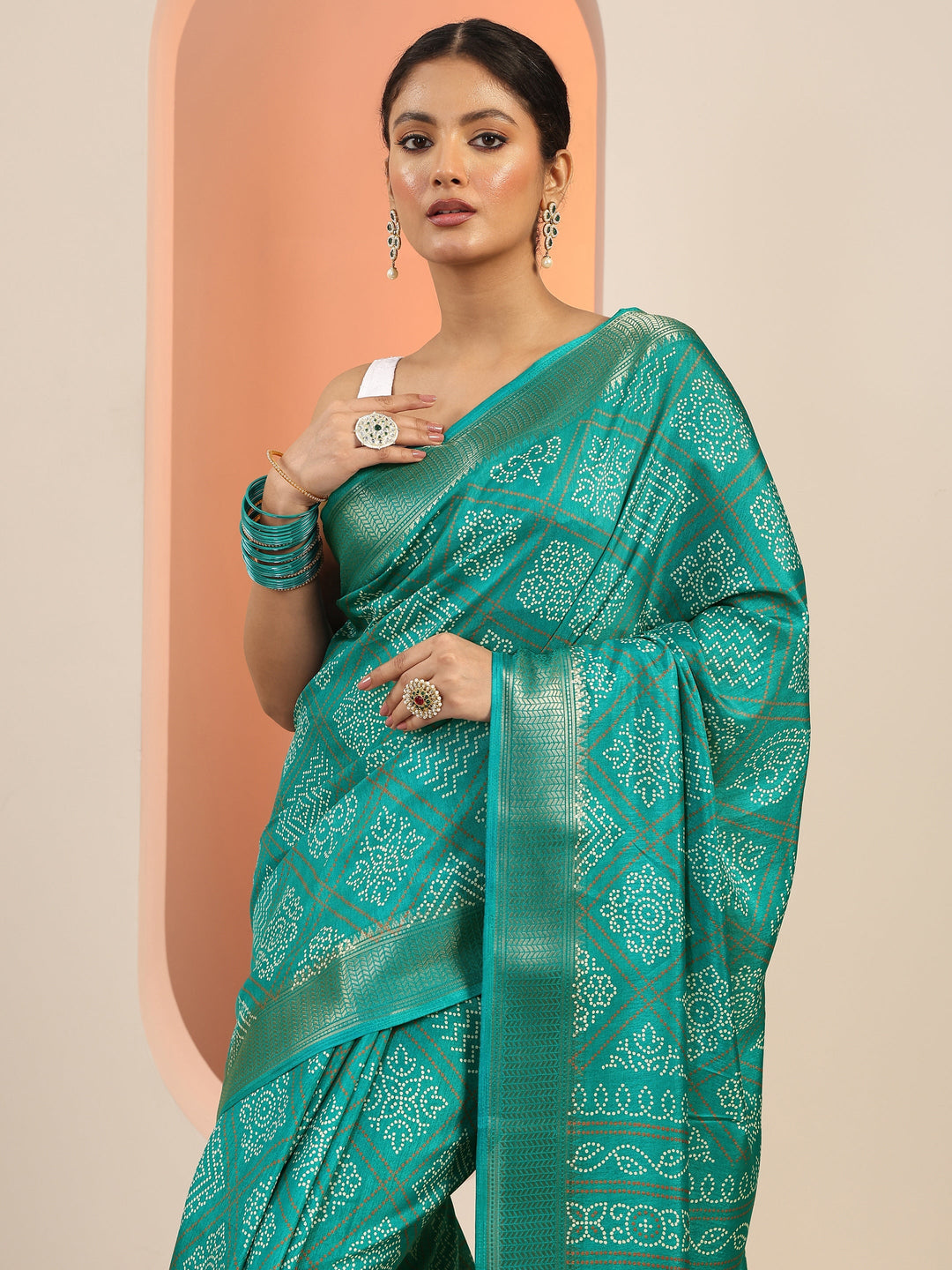  Teal Printed Silk Blend Saree With Unstitched Blouse Piece 