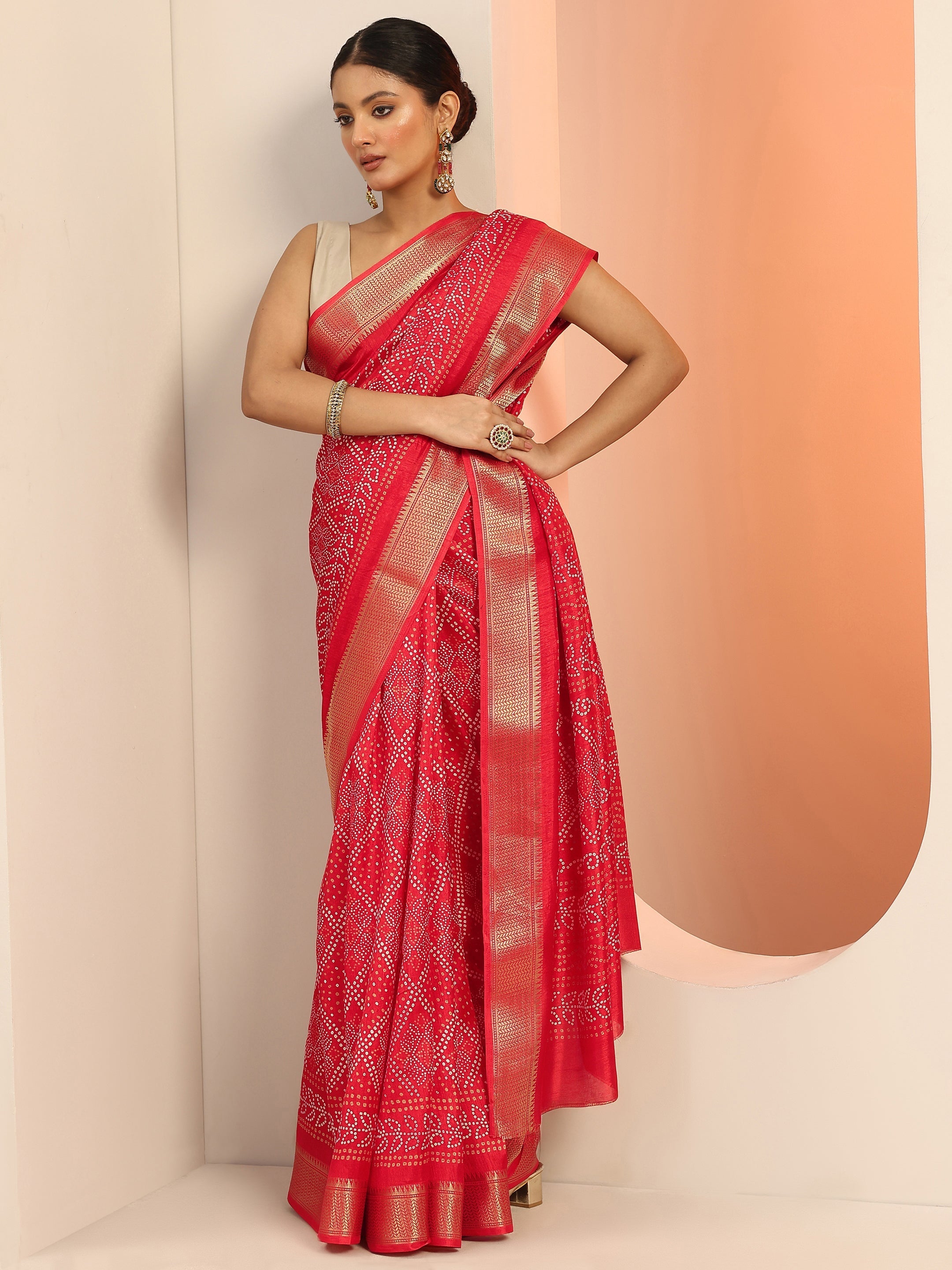 libas Red Printed Silk Blend Saree With Unstitched Blouse Piece-picture-15