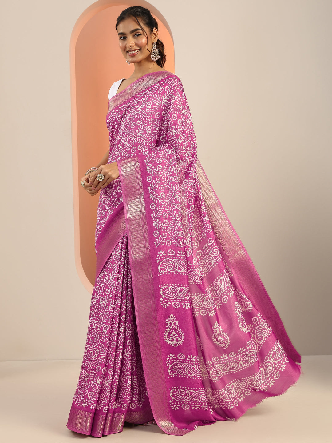  Lavender Printed Silk Blend Saree With Unstitched Blouse Piece 