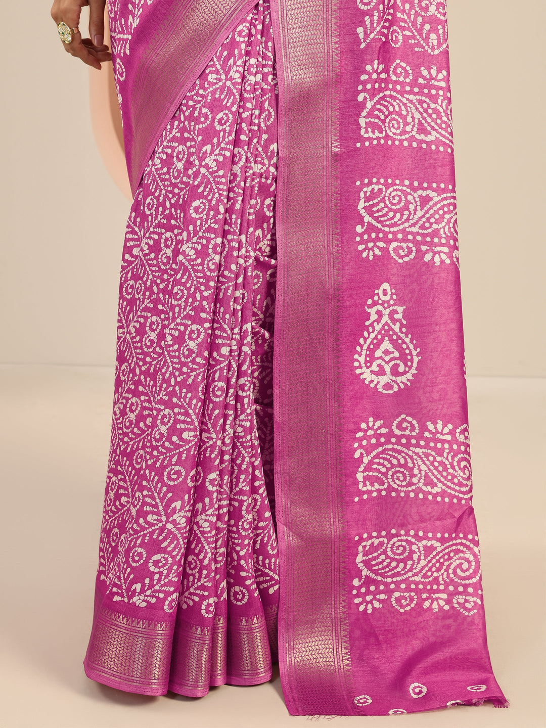  Lavender Printed Silk Blend Saree With Unstitched Blouse Piece 