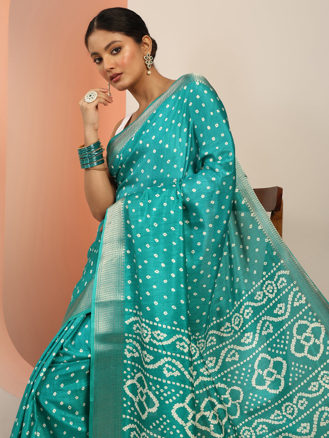  Turquoise Blue Printed Silk Blend Saree With Unstitched Blouse Piece 