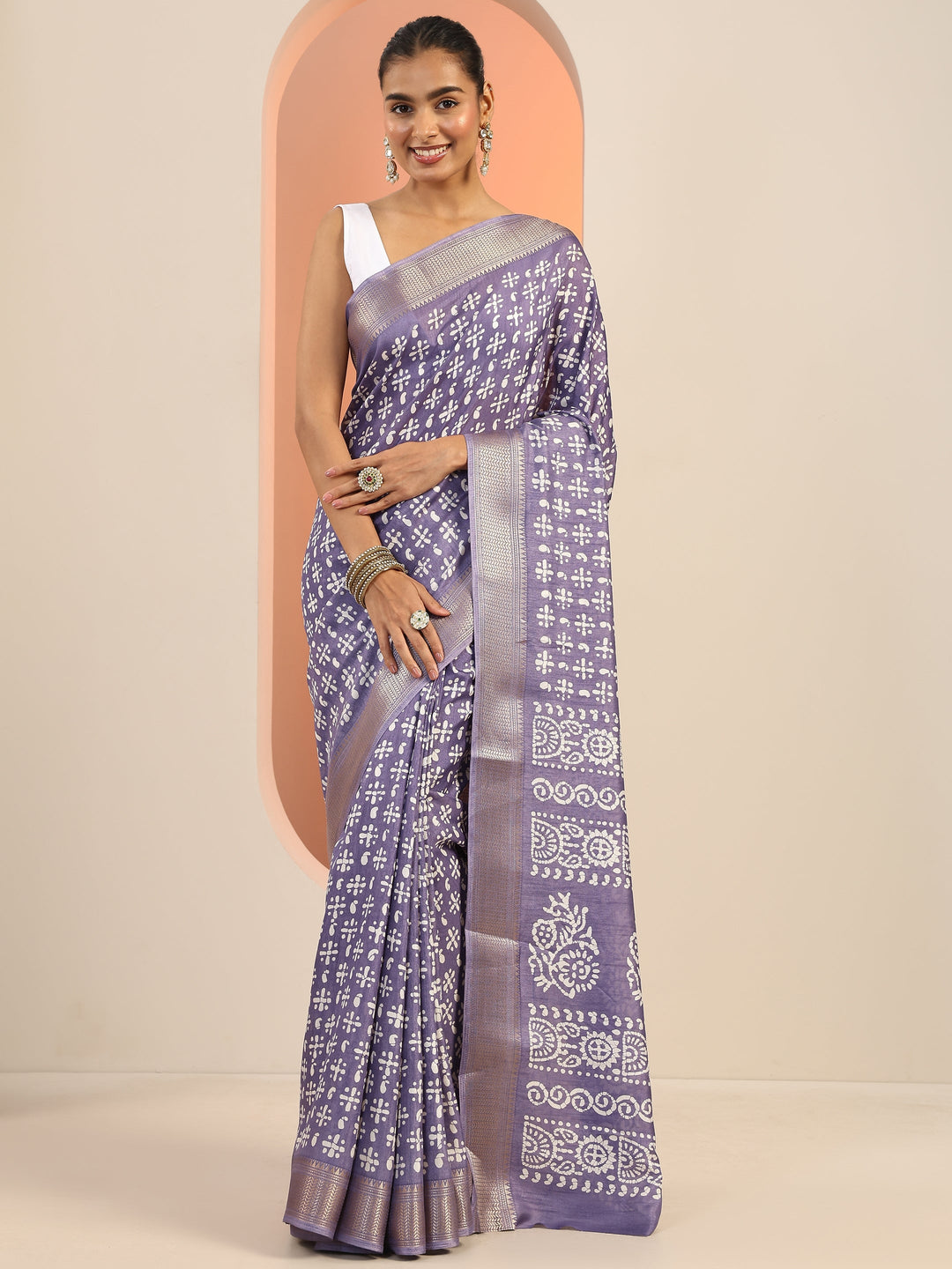  Lavender Printed Silk Blend Saree With Unstitched Blouse Piece 
