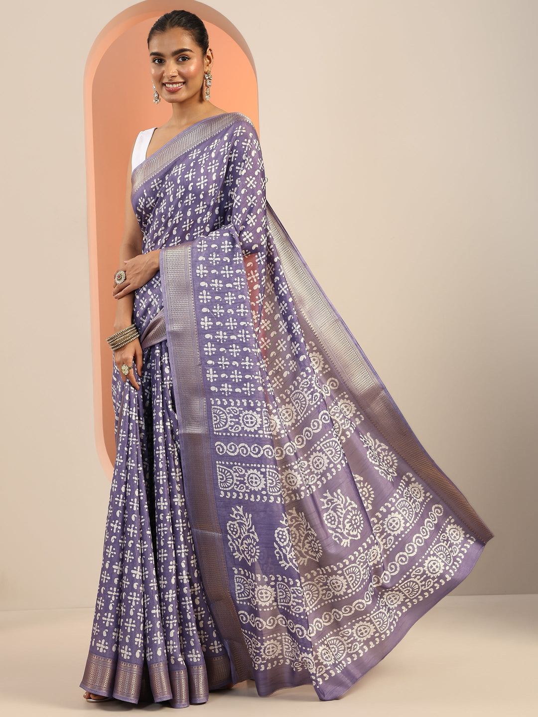  Lavender Printed Silk Blend Saree With Unstitched Blouse Piece 