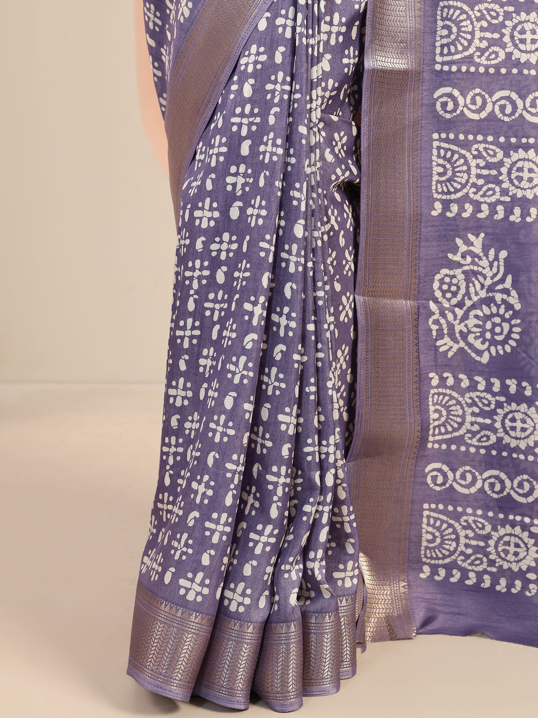  Lavender Printed Silk Blend Saree With Unstitched Blouse Piece 