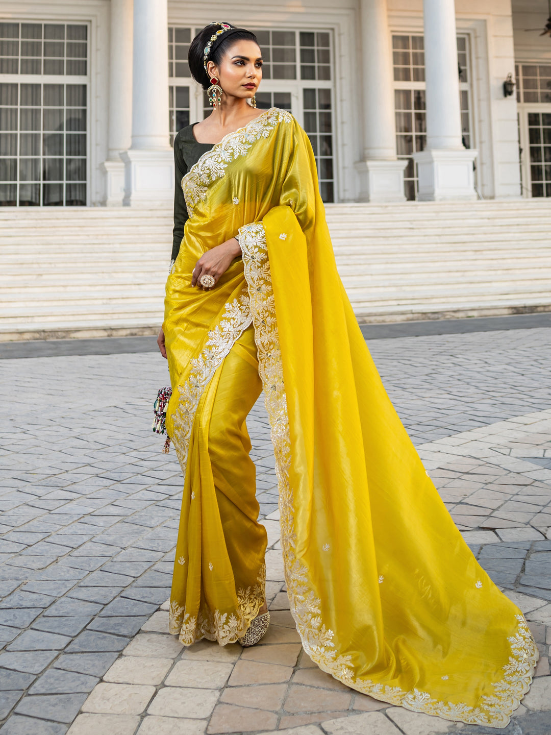  Yellow Embroidered Organza Saree With Unstitched Blouse Piece 