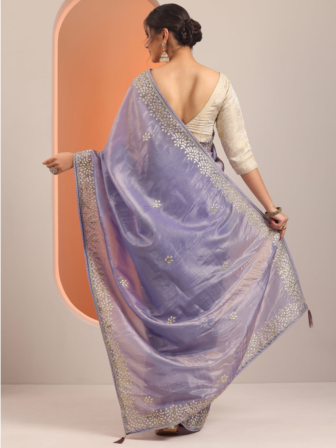 Lavender Embroidered Organza Saree With Unstitched Blouse Piece 
