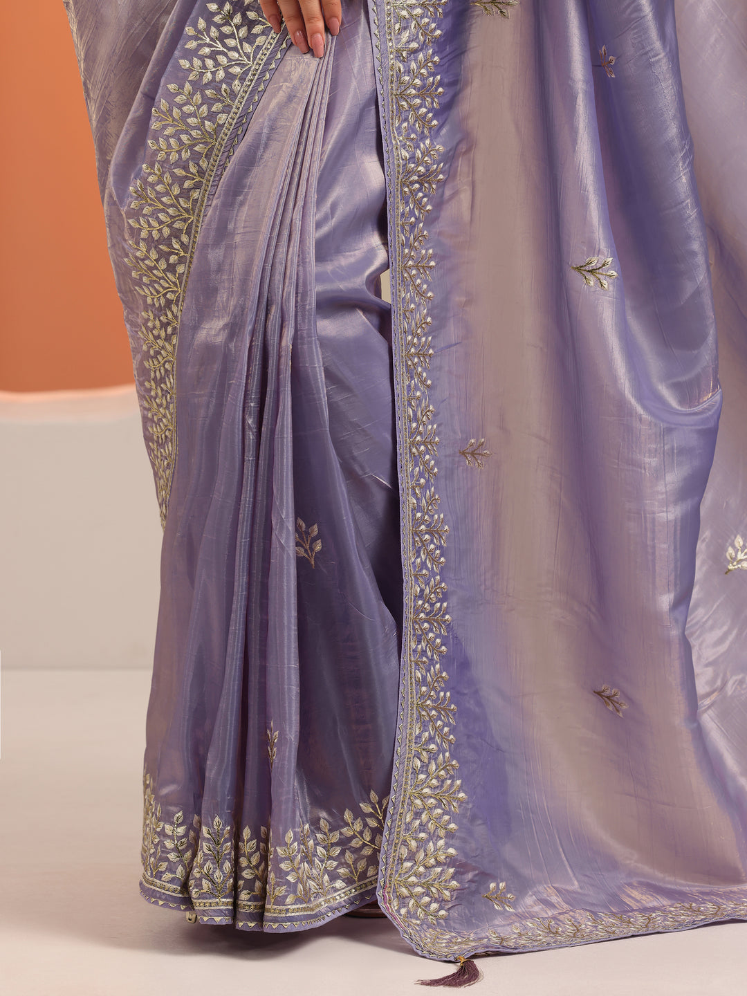  Lavender Embroidered Organza Saree With Unstitched Blouse Piece 