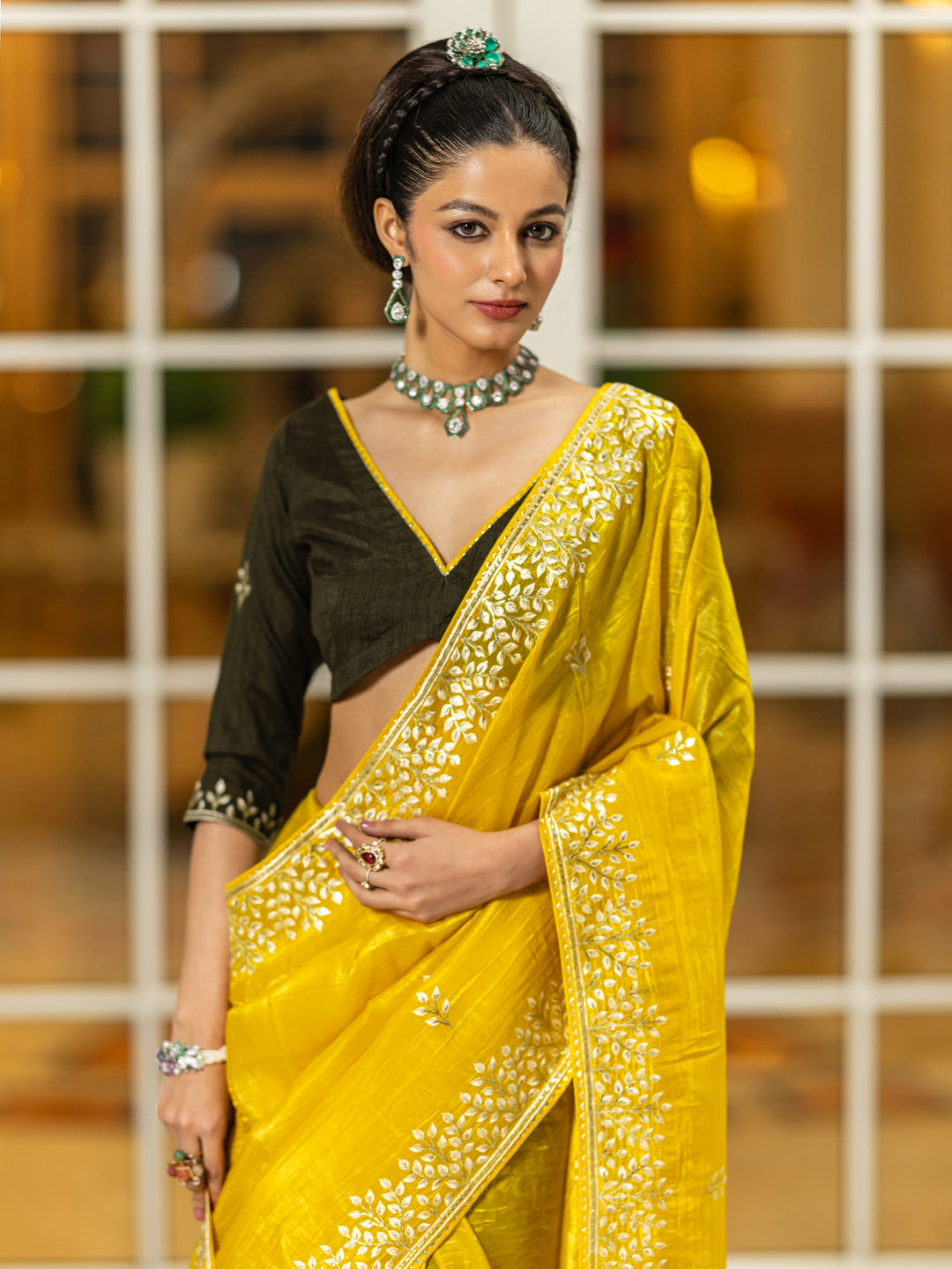  Yellow Embroidered Organza Saree With Unstitched Blouse Piece 