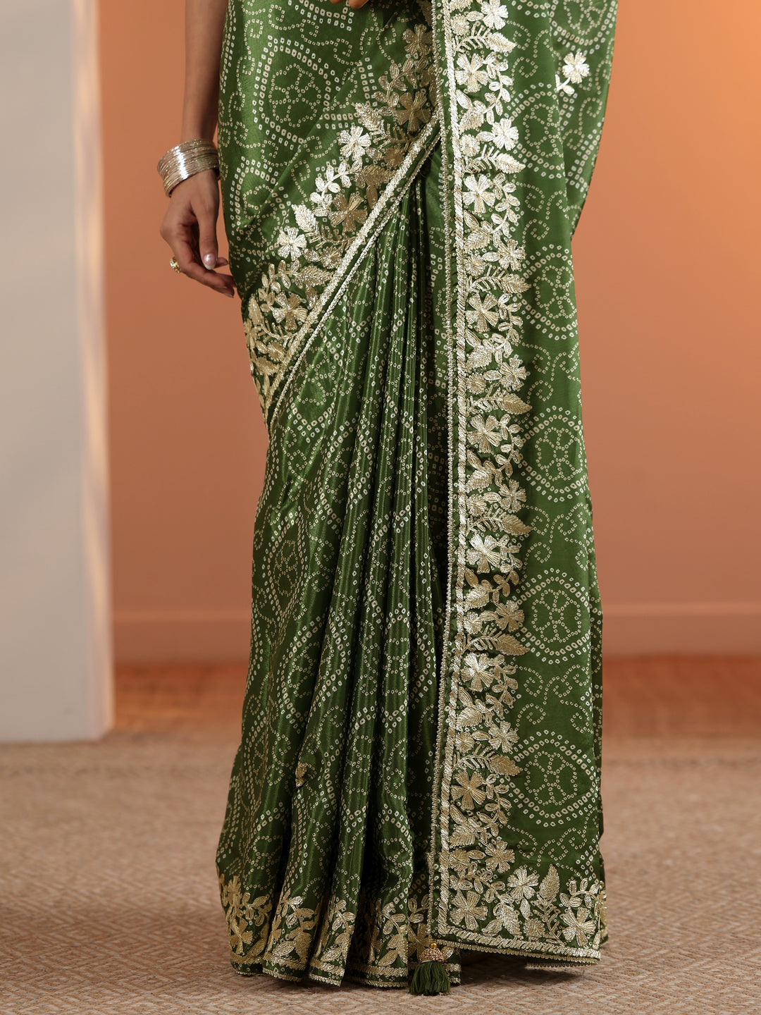  Olive Printed Chinon Saree With Unstitched Blouse Piece 
