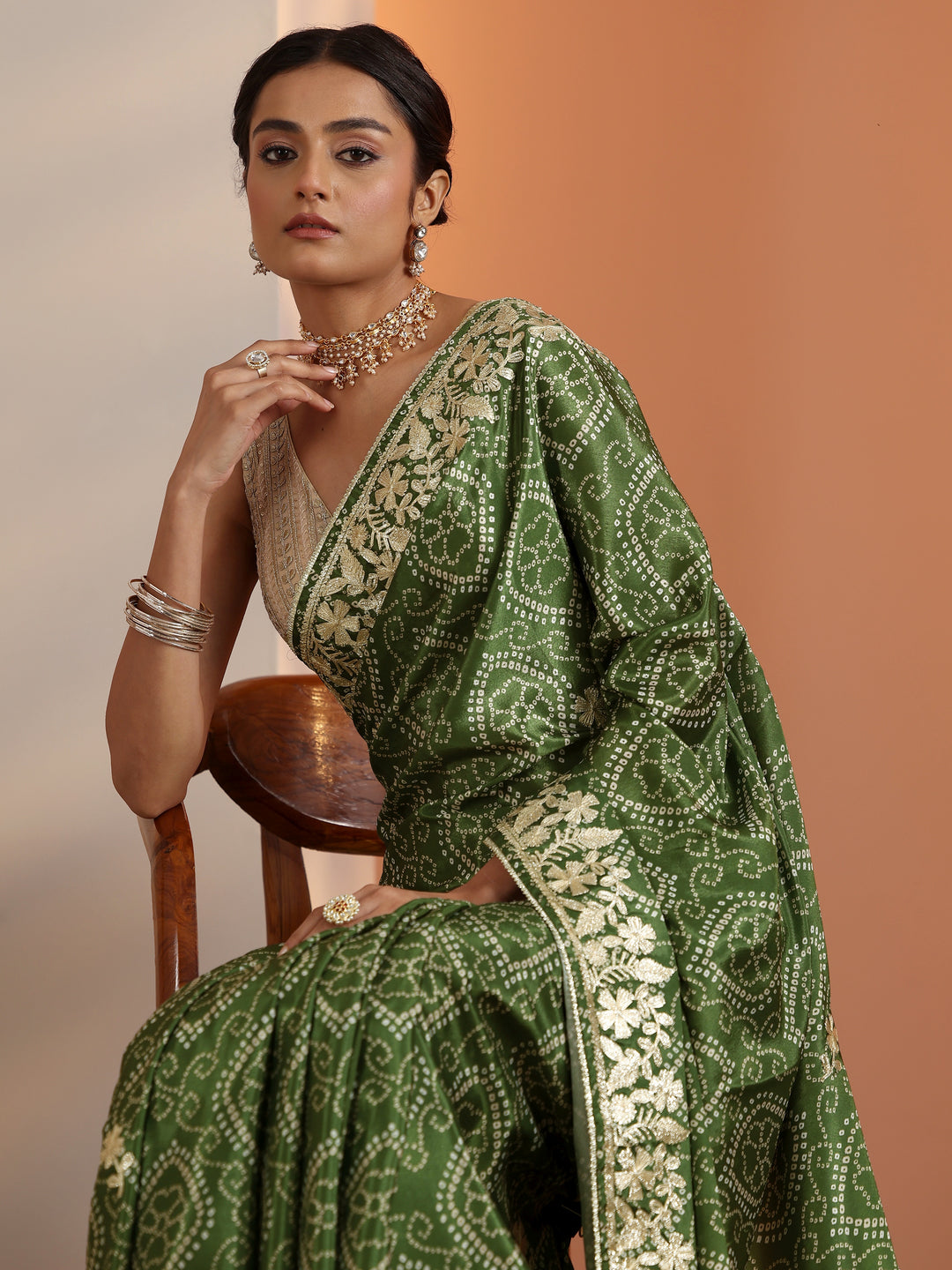 Olive Printed Chinon Saree With Unstitched Blouse Piece