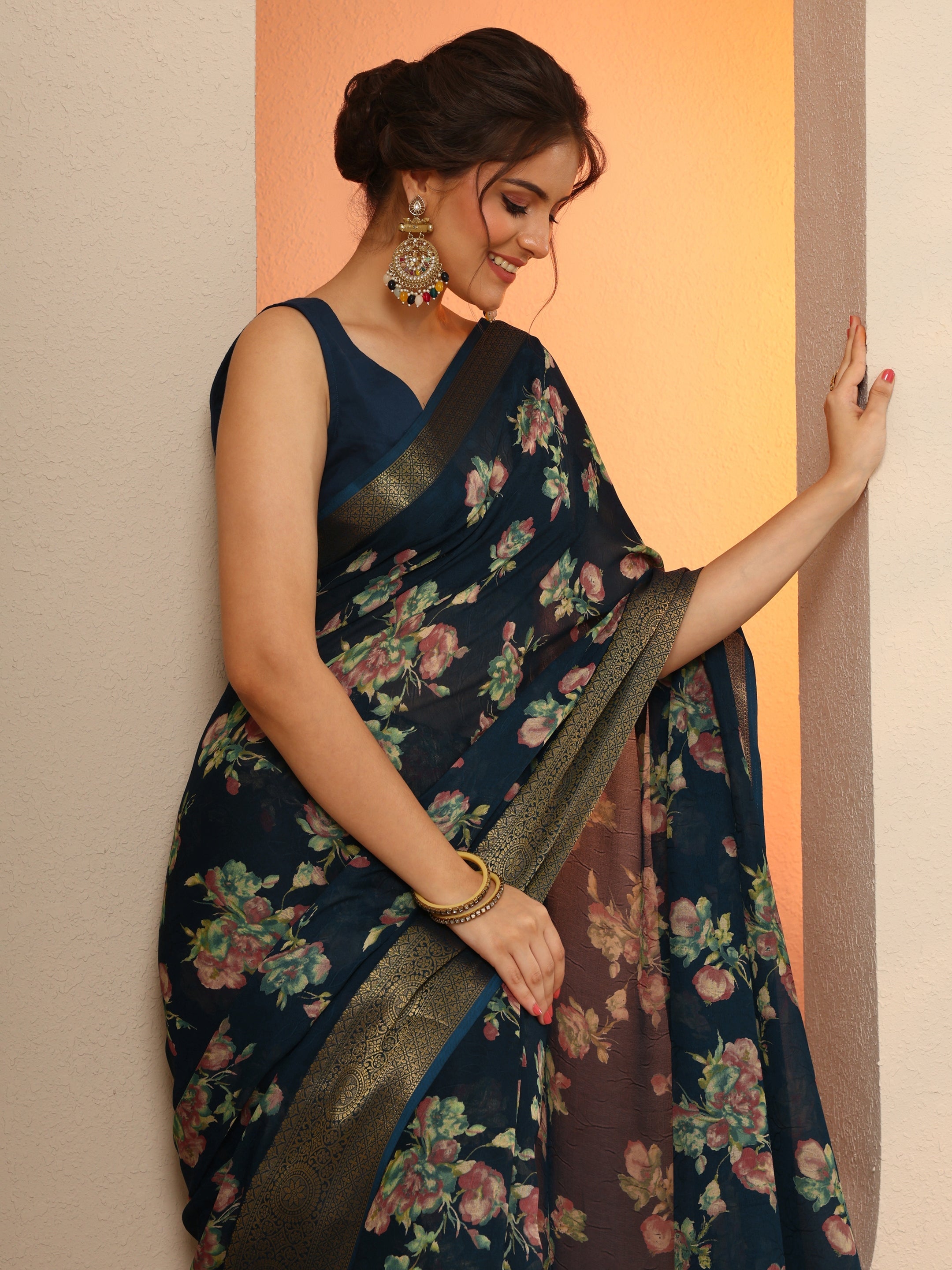 Navy Blue Printed Georgette Saree With Unstitched Blouse Piece-image-3