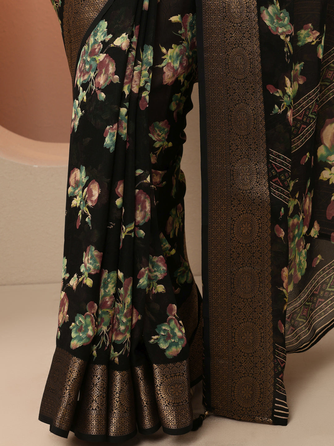  Black Printed Georgette Saree With Unstitched Blouse Piece 