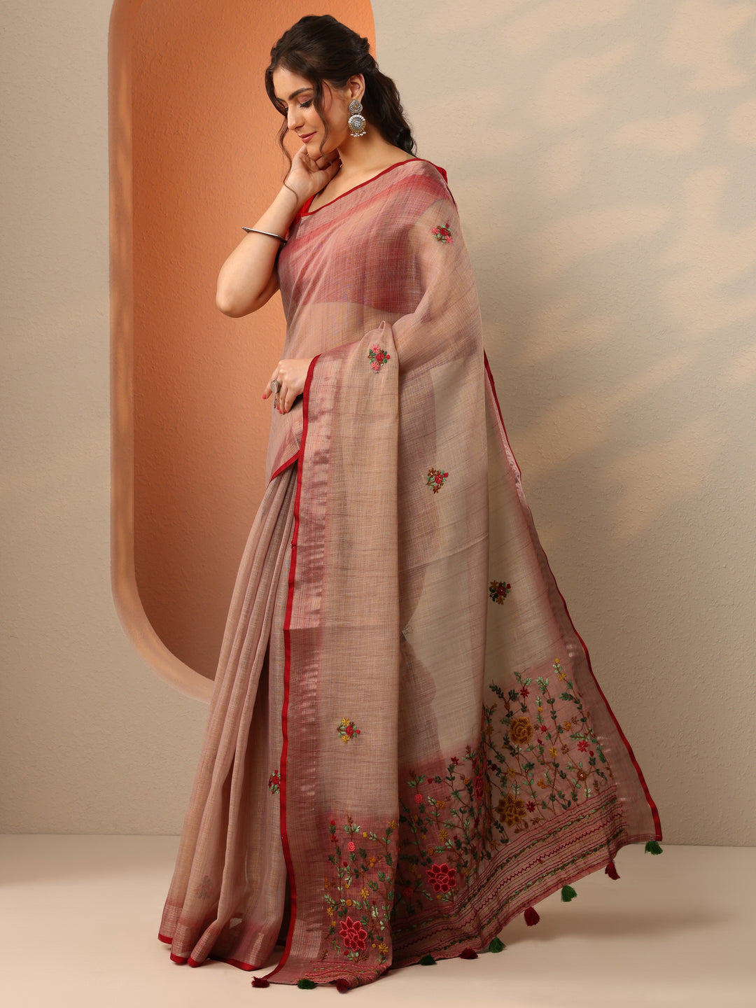  Mauve Embroidered Silk Blend Saree With Unstitched Blouse Piece 