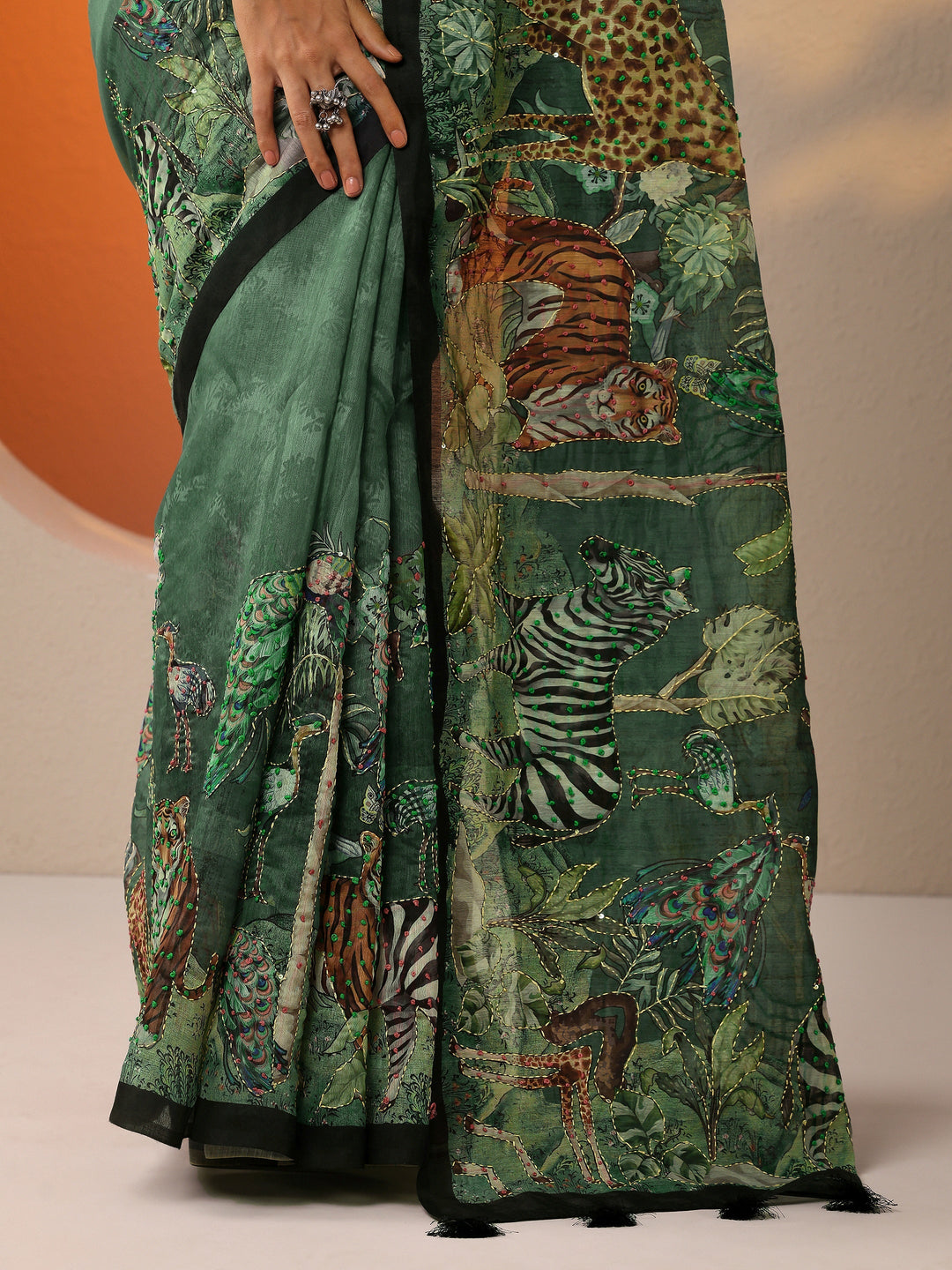  Green Printed Silk Blend Saree With Unstitched Blouse Piece 