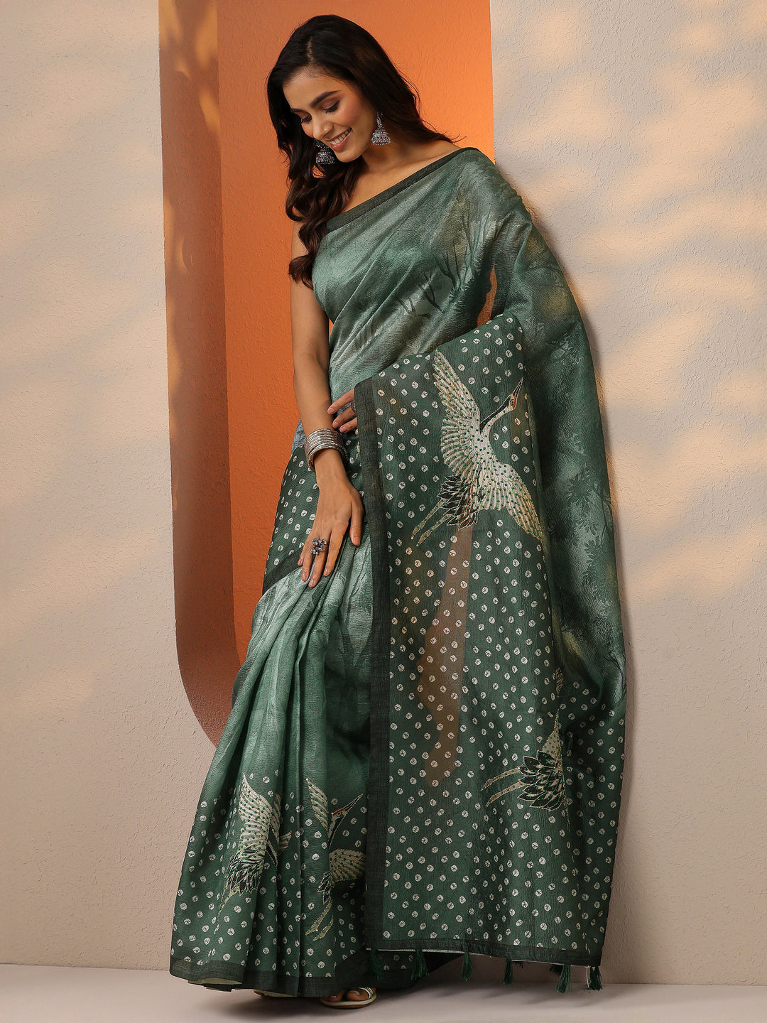 Green Printed Silk Blend Saree With Unstitched Blouse Piece