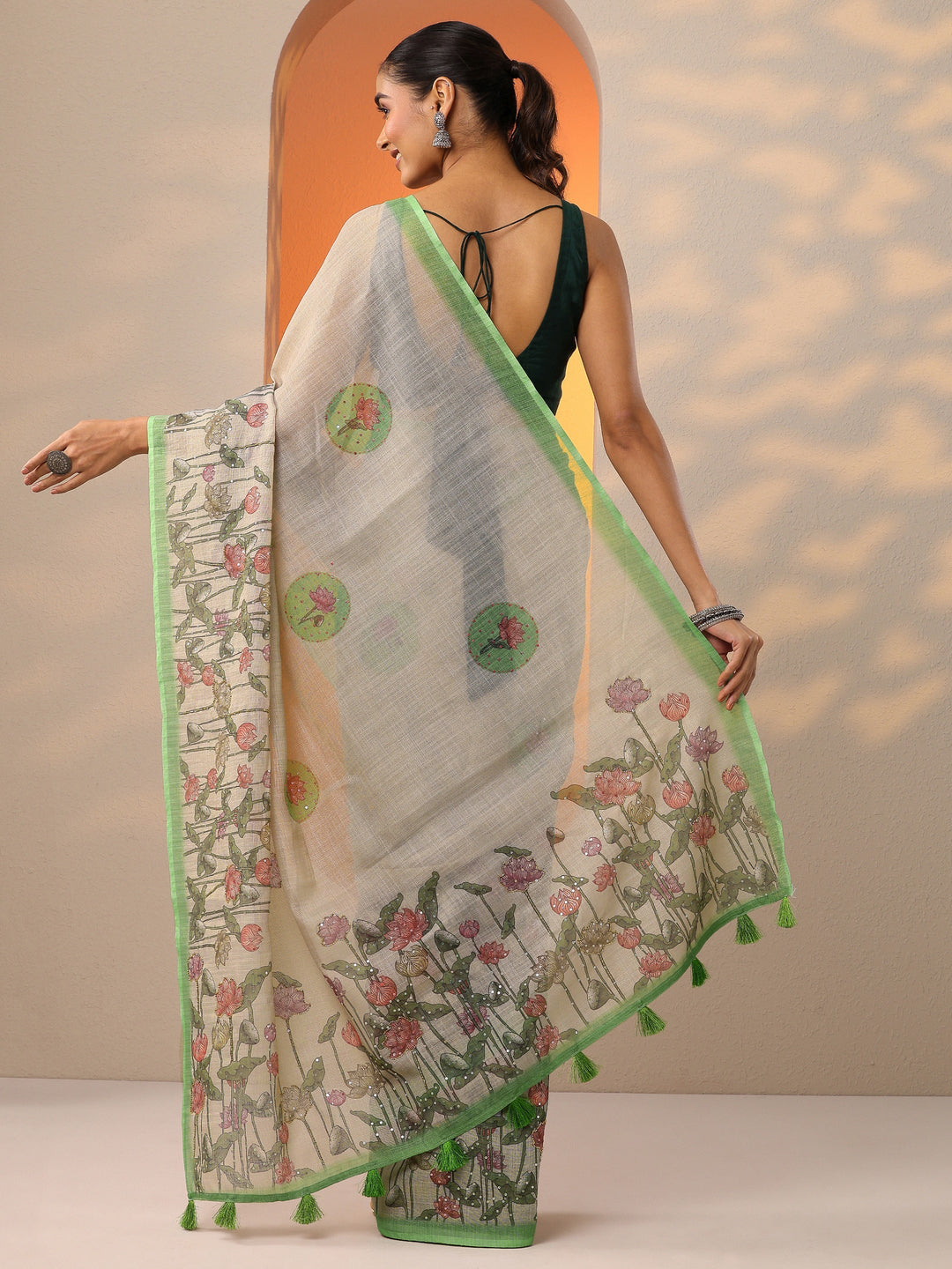  Beige Printed Silk Blend Saree With Unstitched Blouse Piece 