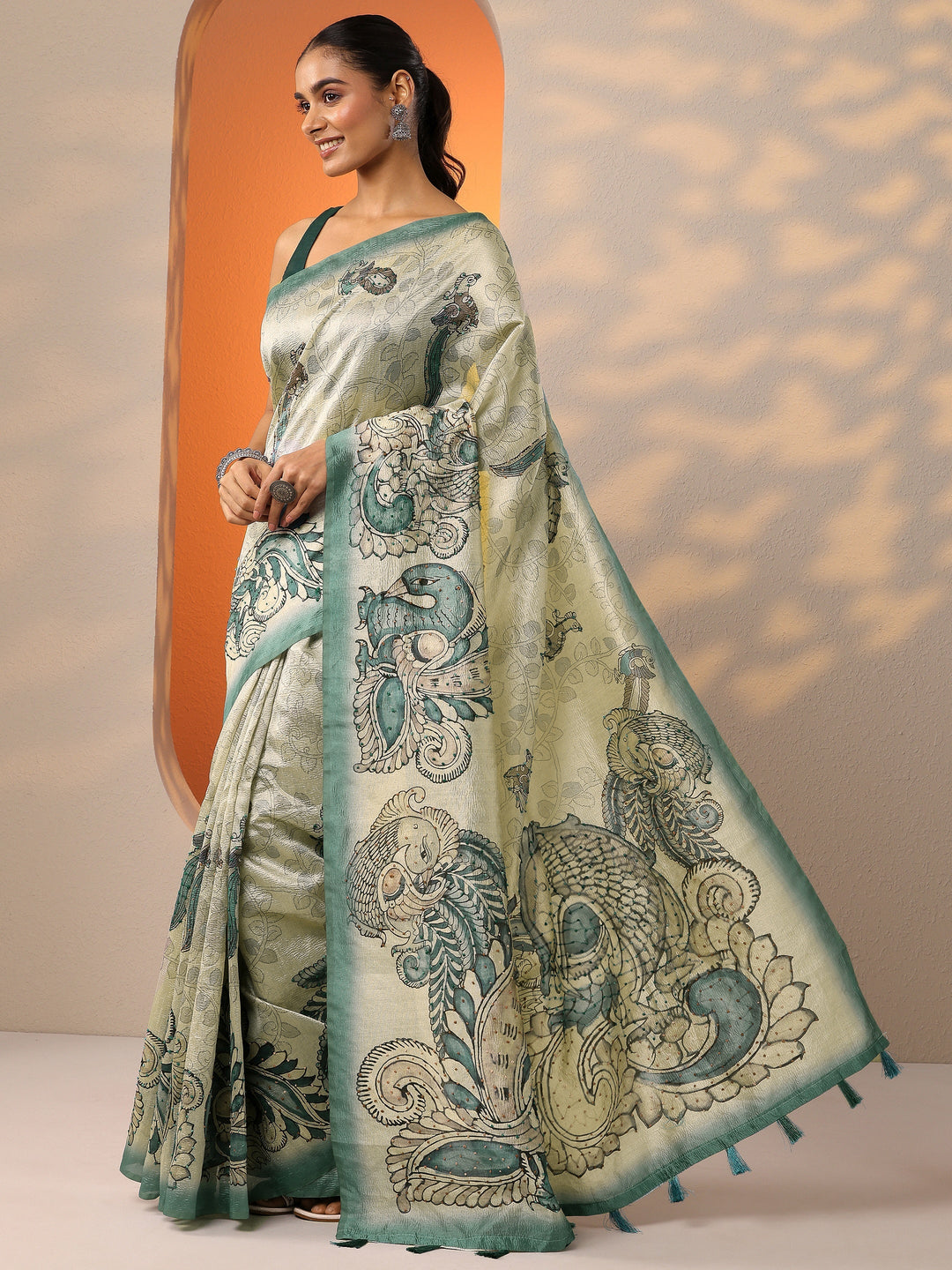  Beige Printed Silk Blend Saree With Unstitched Blouse Piece 