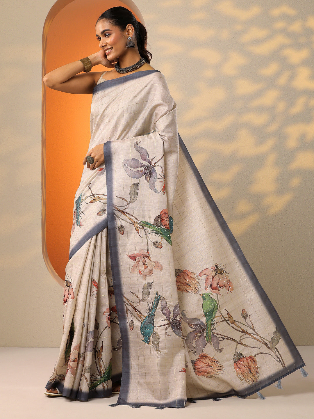  Beige Printed Silk Blend Saree With Unstitched Blouse Piece 