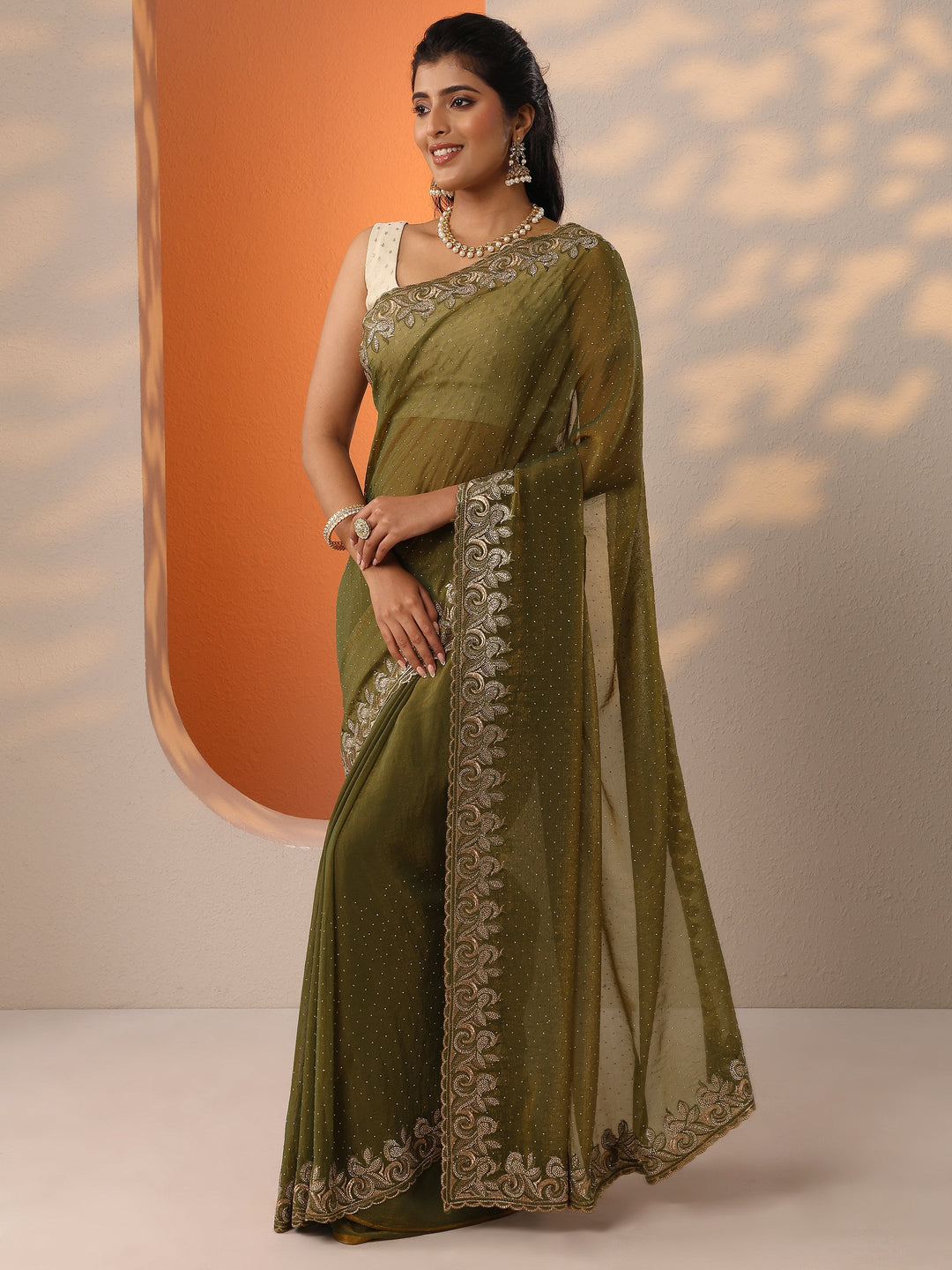  Green Embellished Organza Saree With Unstitched Blouse Piece 
