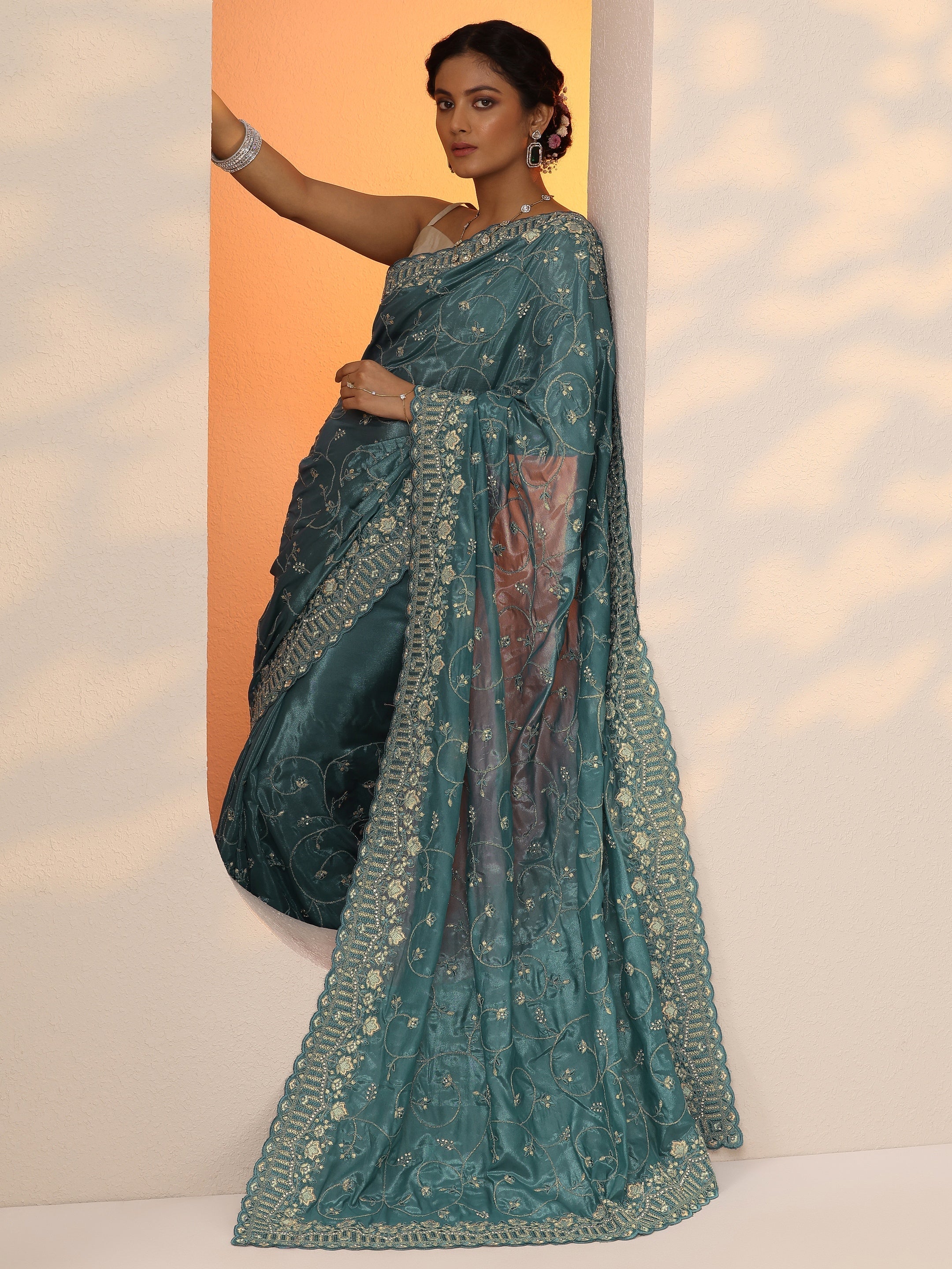 libas Blue Embroidered Organza Saree With Unstitched Blouse Piece-picture-57