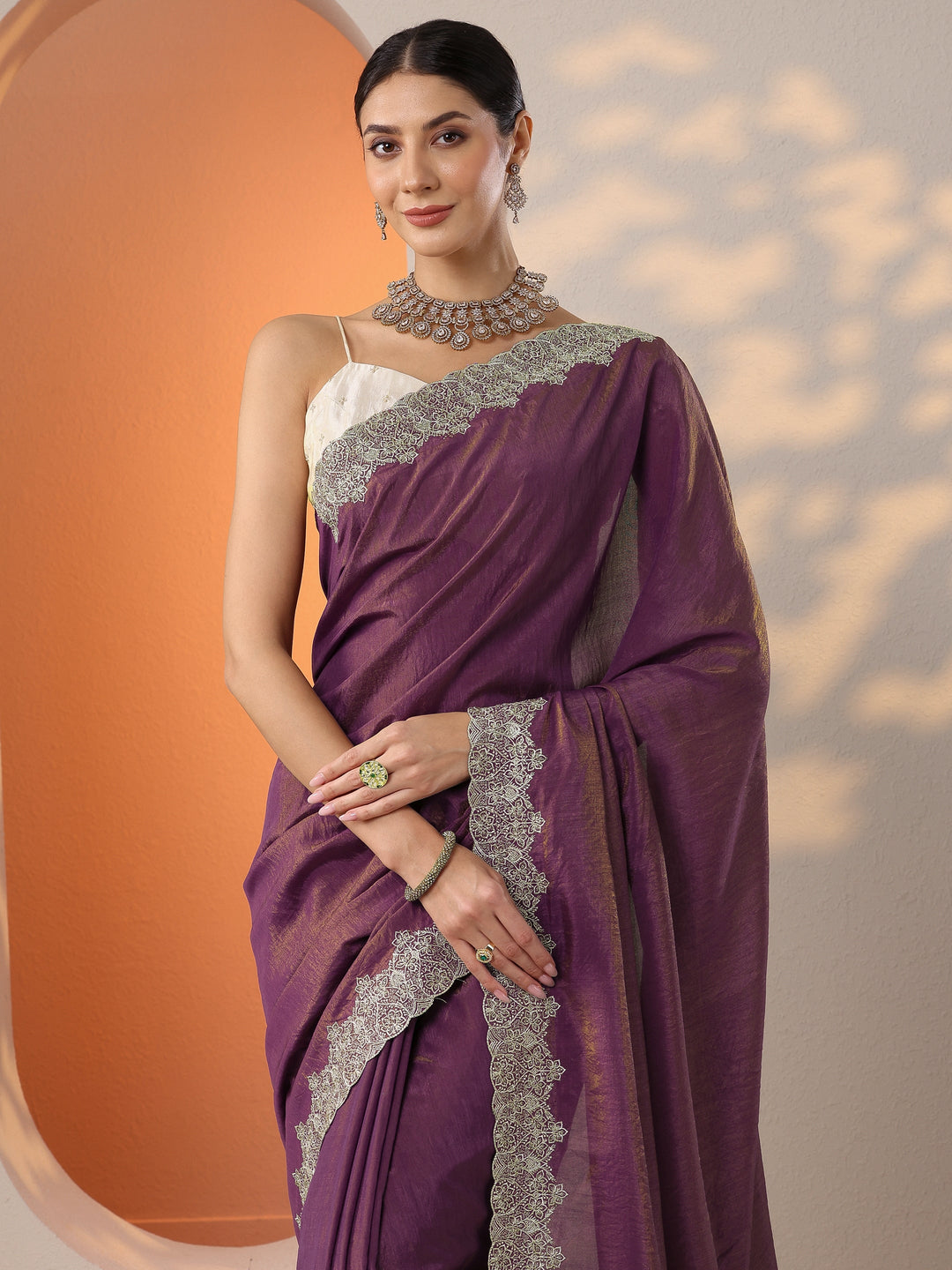  Burgundy Solid Organza Saree With Unstitched Blouse Piece 