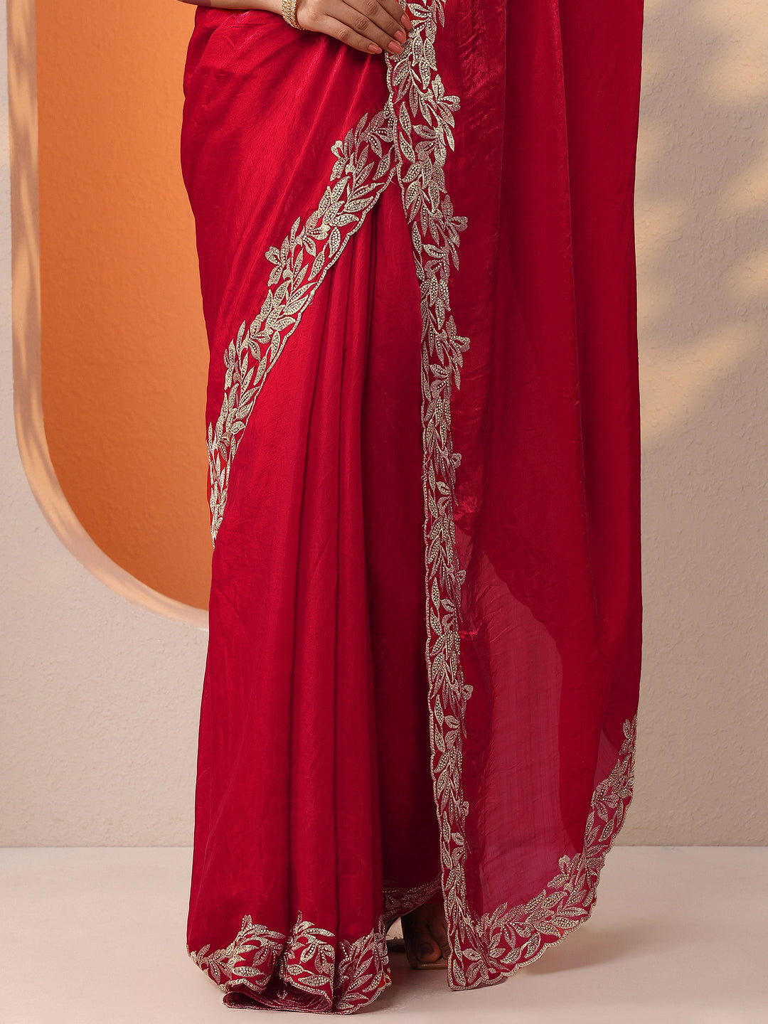  Red Embroidered Organza Saree With Unstitched Blouse Piece 