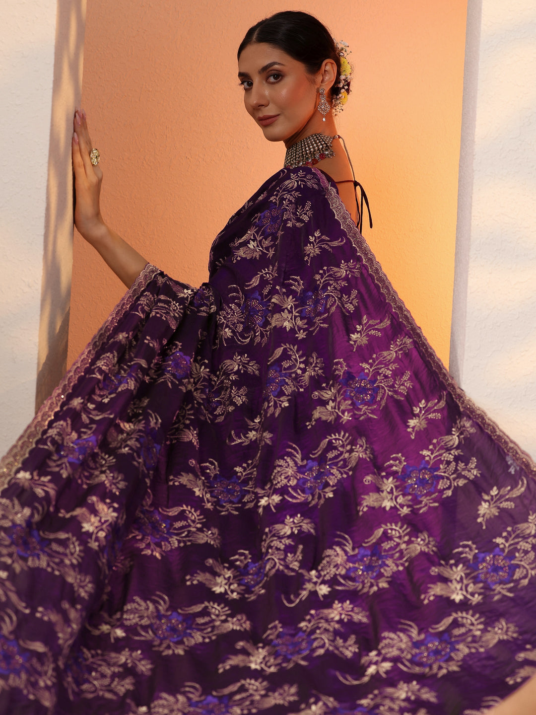 Purple Embroidered Organza Saree With Unstitched Blouse Piece
