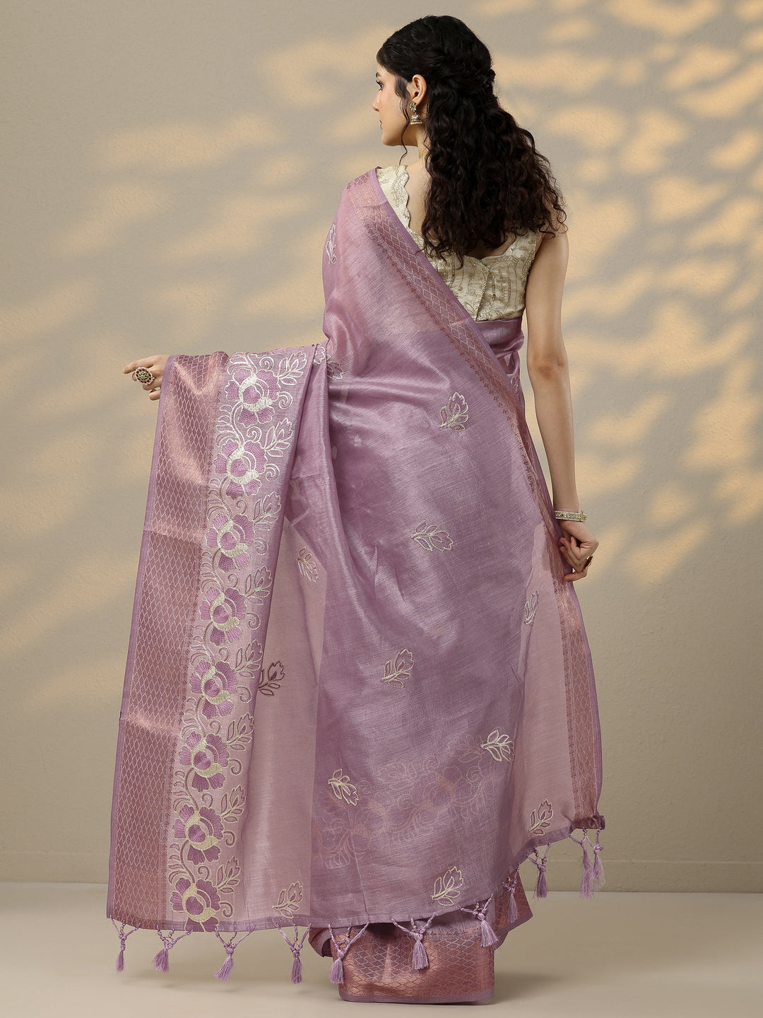  Lavender Embroidered Silk Blend Saree With Unstitched Blouse Piece 