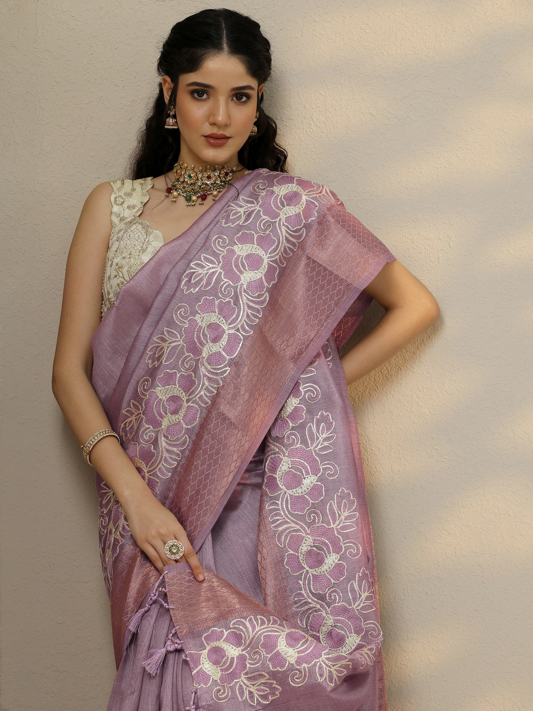  Lavender Embroidered Silk Blend Saree With Unstitched Blouse Piece 
