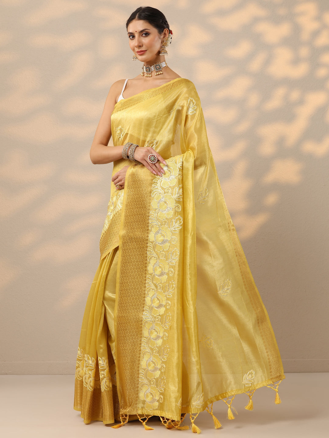  Yellow Embroidered Banarasi Silk Blend Saree With Unstitched Blouse Piece 