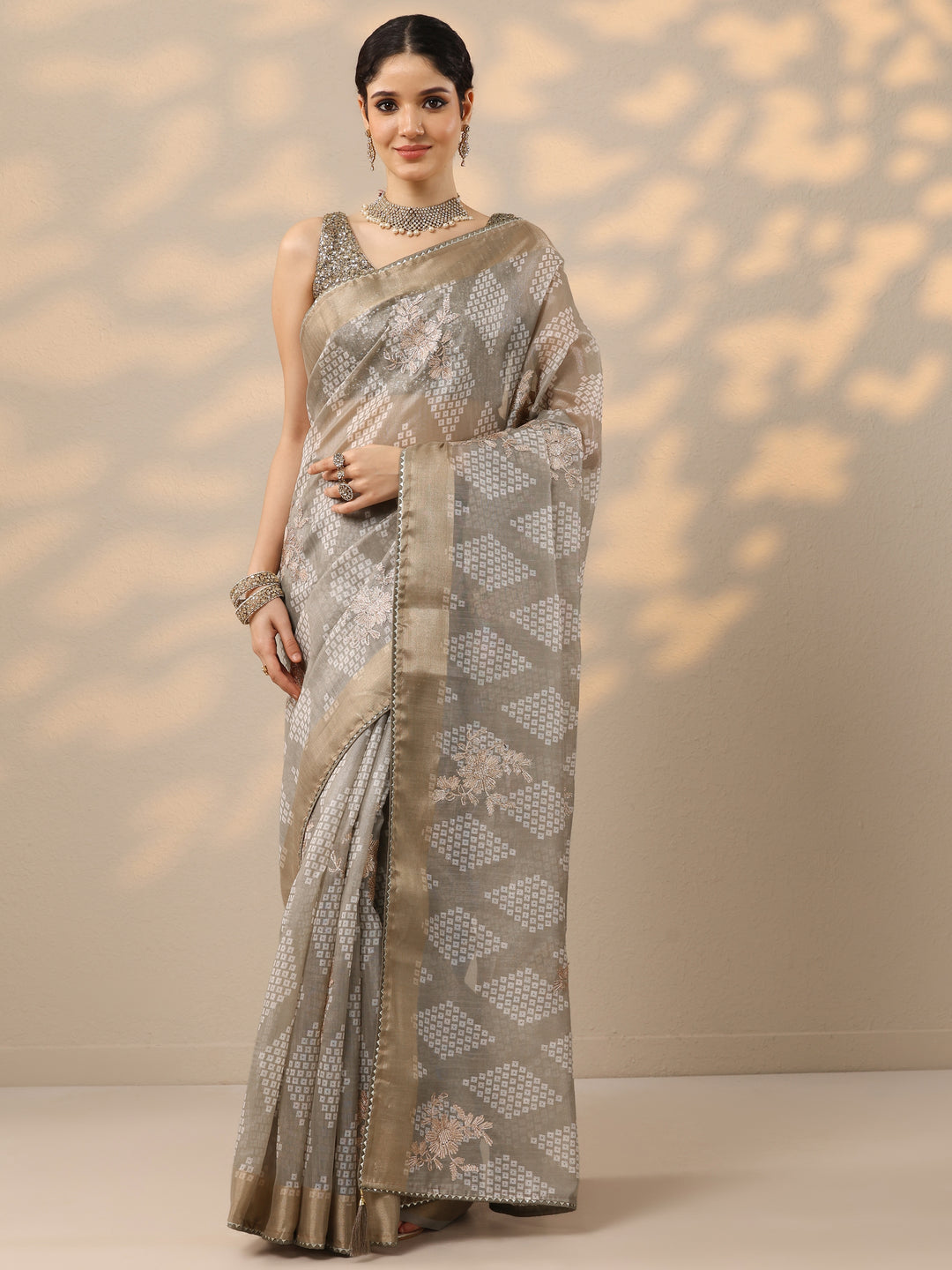  Grey Printed Silk Blend Saree With Unstitched Blouse Piece 