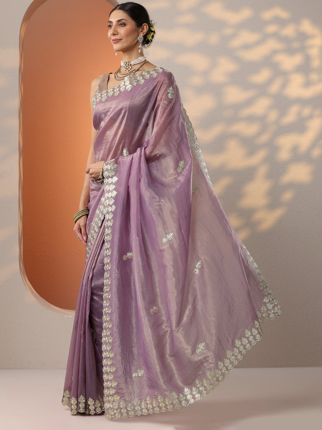  Lavender Embroidered Organza Saree With Unstitched Blouse Piece 