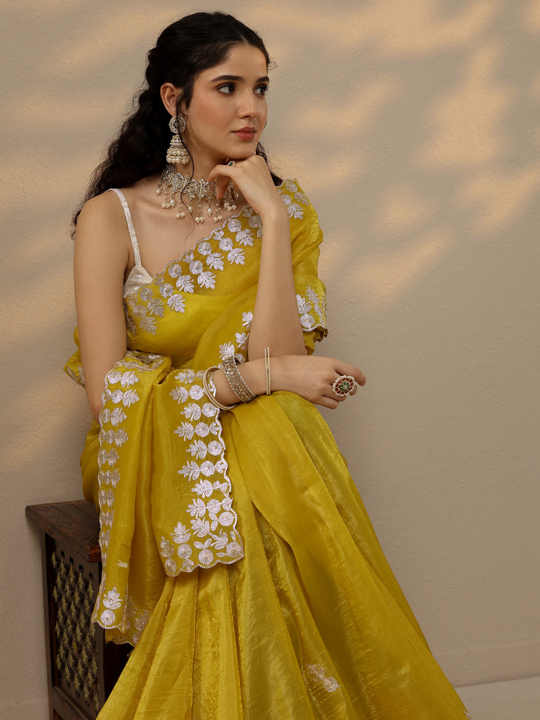  Yellow Embroidered Organza Saree With Unstitched Blouse Piece 