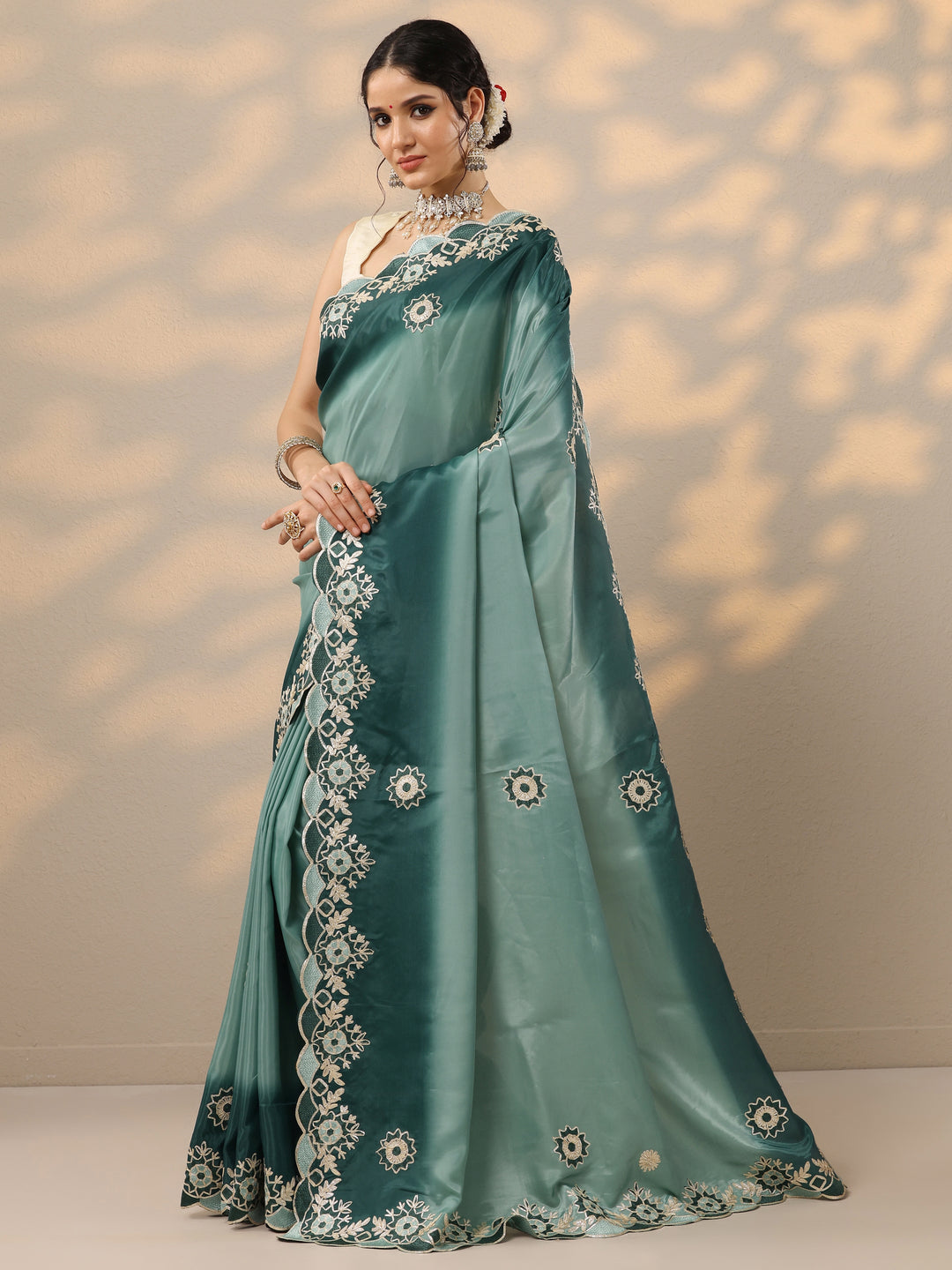  Green Embroidered Silk Blend Saree With Unstitched Blouse Piece 