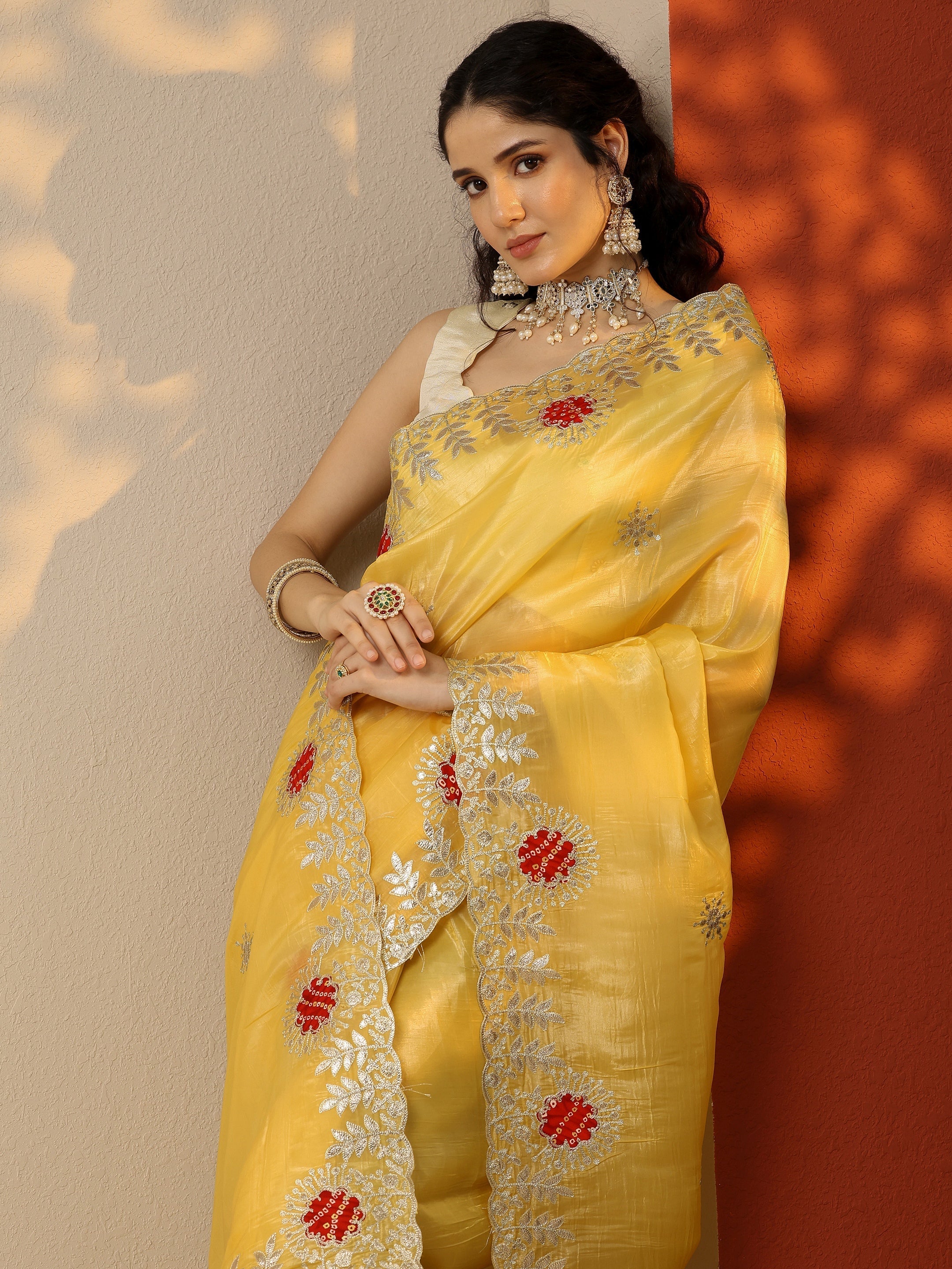 libas Yellow Embroidered Organza Saree With Unstitched Blouse Piece-picture-34