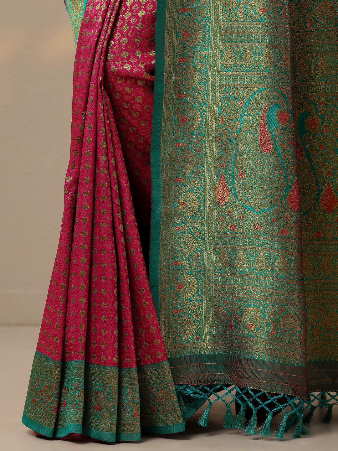  Pink Woven Design Banarasi Silk Blend Saree With Unstitched Blouse Piece 