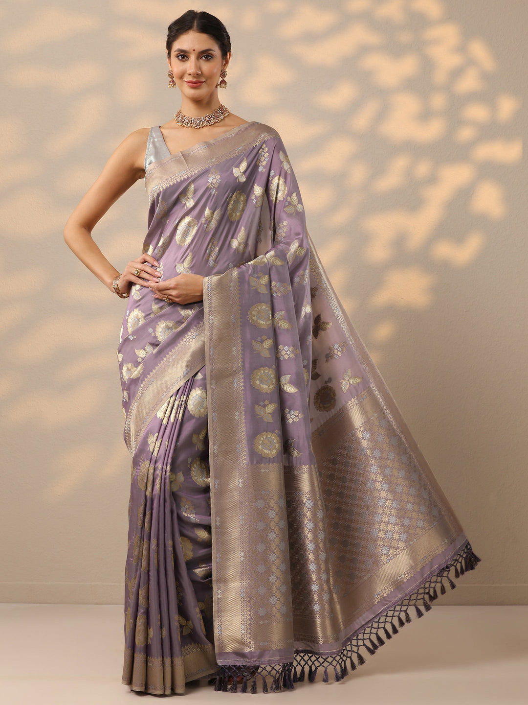  Lavender Woven Design Banarasi Silk Blend Saree With Unstitched Blouse Piece 